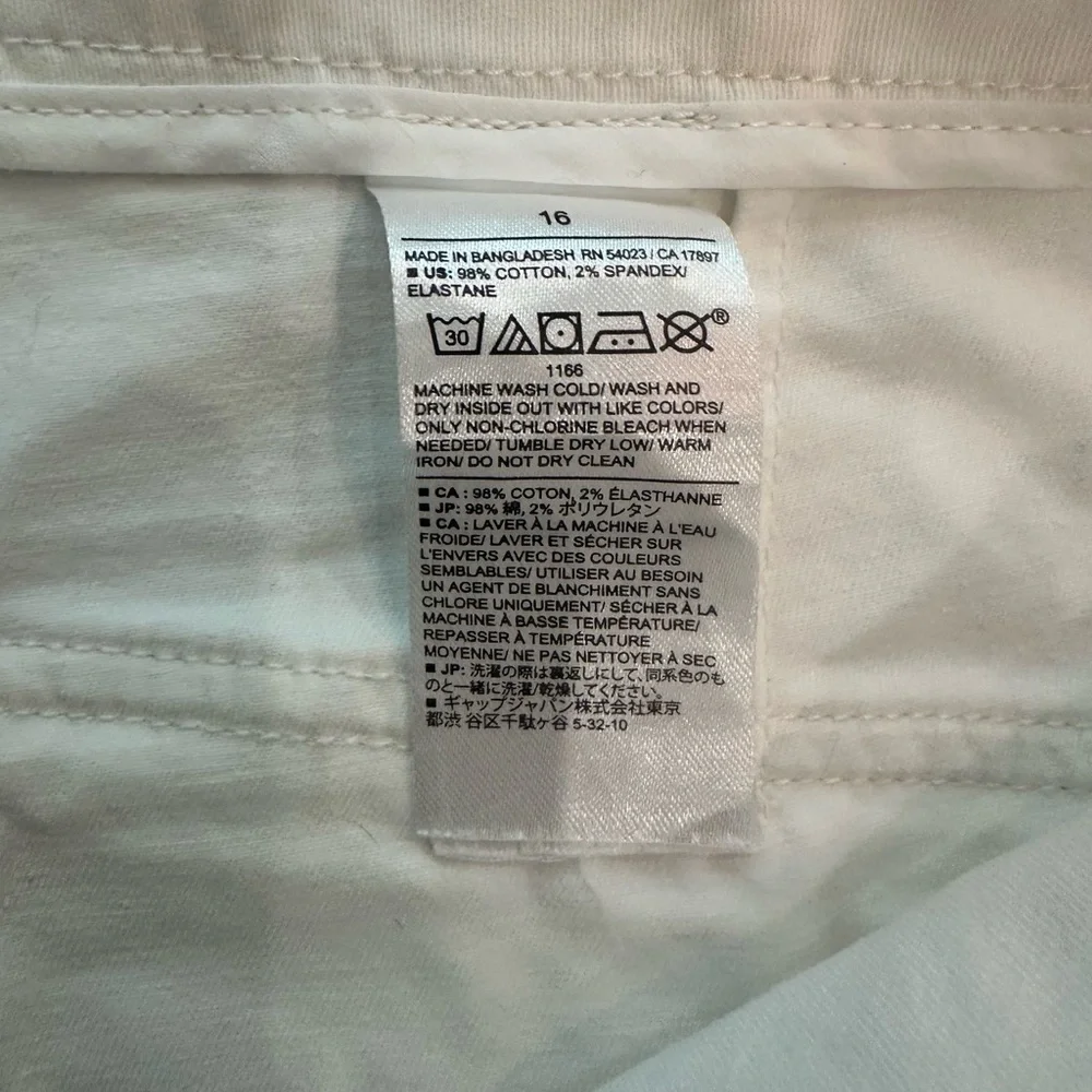 Banana Republic White Cargo Shorts